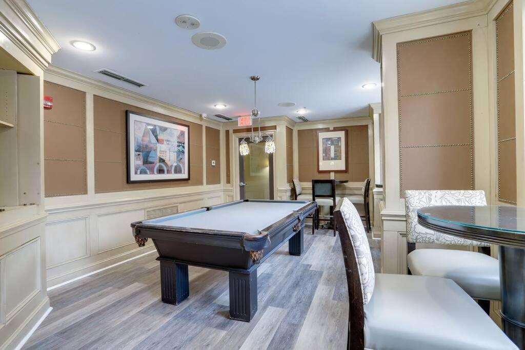 Exclusive Apt In Ballston With Gym Arlington Exterior photo